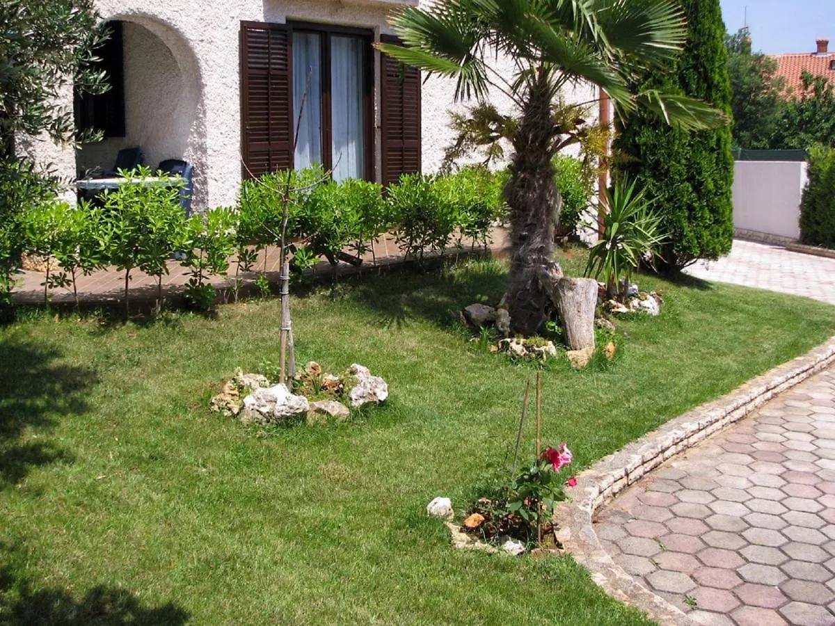 Apartments Biserka In Banjole Kroatien